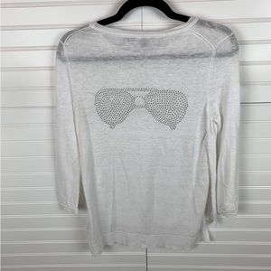 360 Back Sunglasses Studded linen top size XS Donating in a few weeks.Get it now